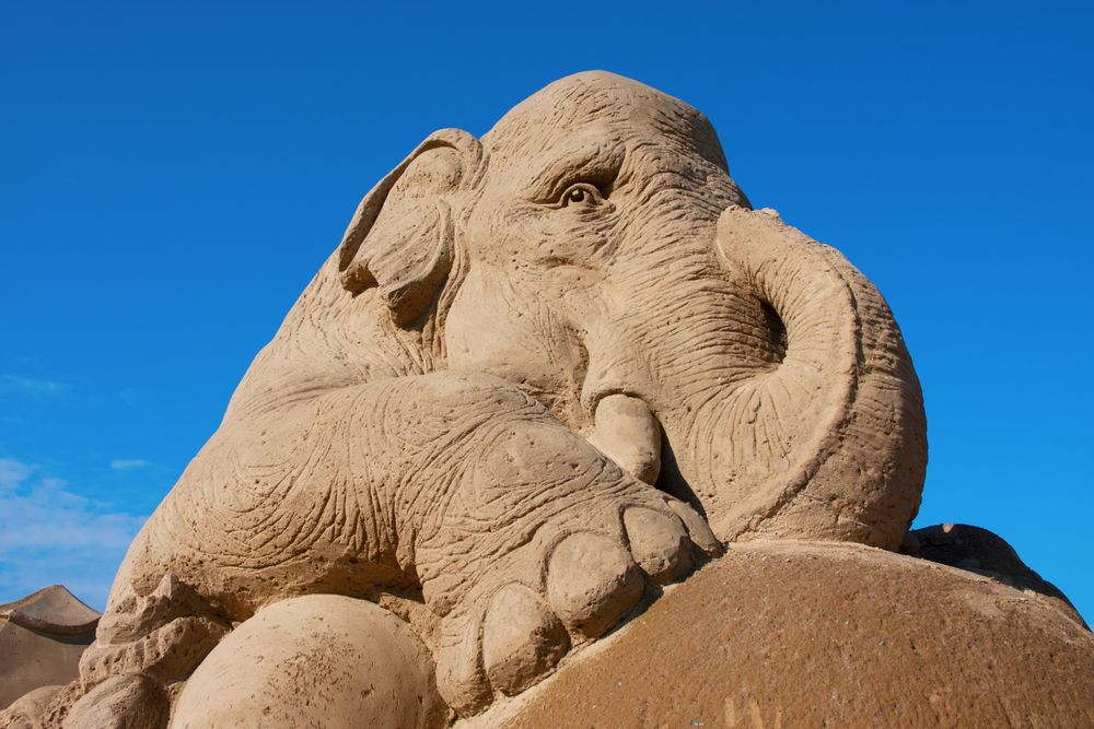 Sandskulpturenfestival an der Tuerkischen Riviera in der Tuerkei