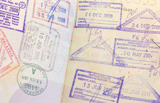 In diesen Ländern müsst ihr bei der Einreise draufzahlen: weltweite Visabestimmungen