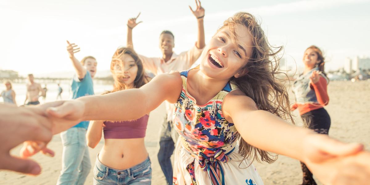 Strandurlaub Teenager: Party am Meer