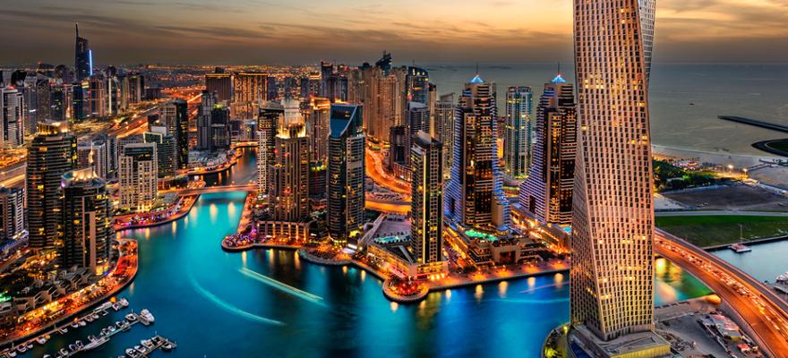 Skyline von Dubai in den VAE