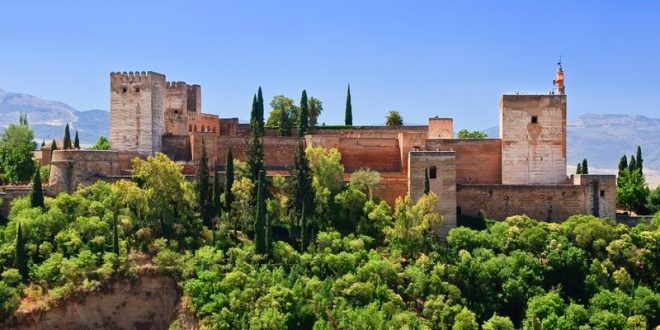 Mehr als nur Alhambra: Die schönsten Sehenswürdigkeiten in Granada