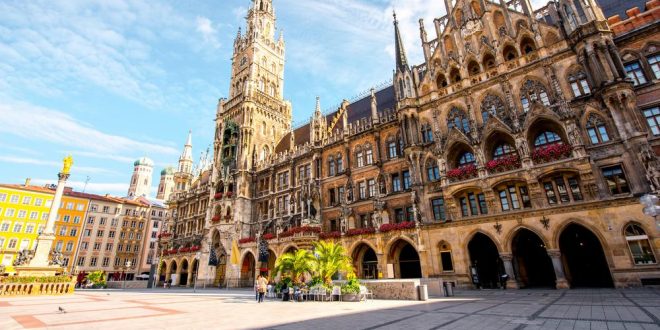 Vielfältig, beeindruckend, historisch: Rundgang entlang der schönsten Sehenswürdigkeiten in München