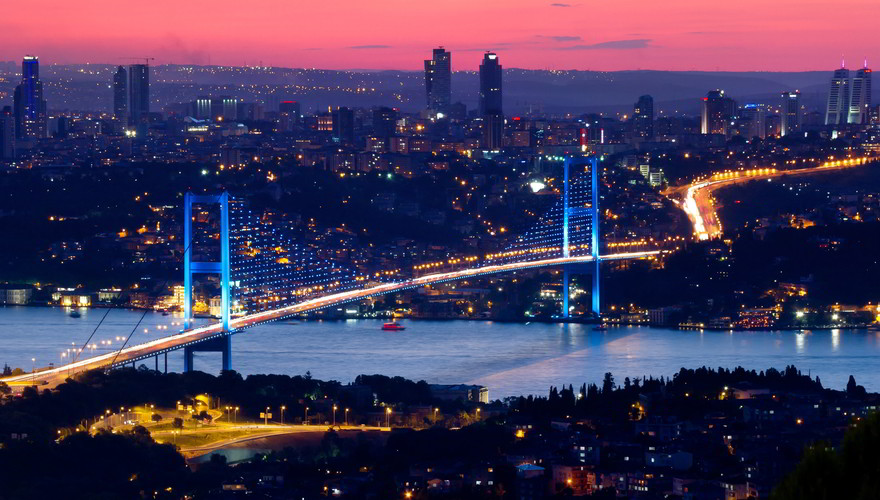 Bosporusbrücke, Verbindung zwischen zwei Kontinenten 