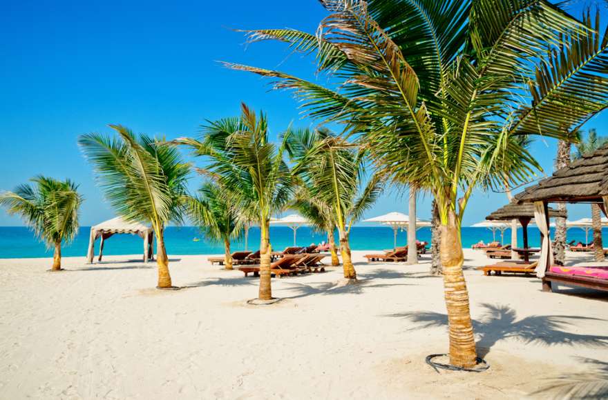 Abu dhabi Strand