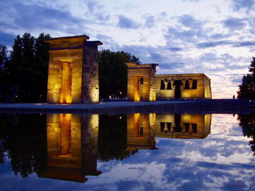 Tempel-von-Debod-Madrid