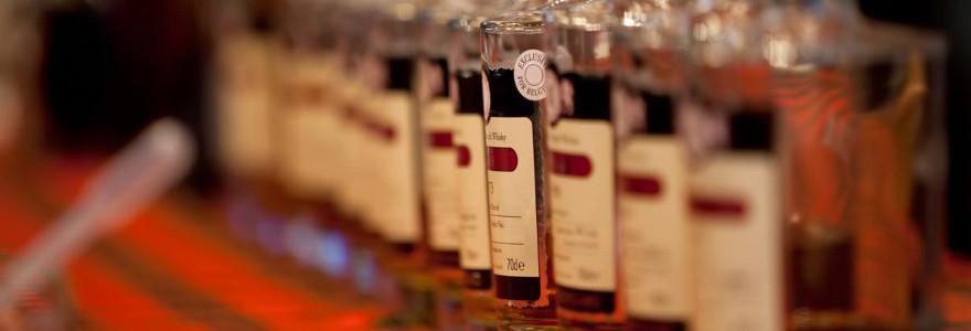 Verschiedene Whiskyflaschen.
