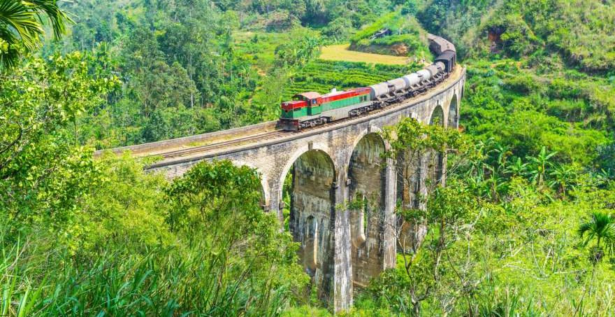 Nine Arches Bridge in Damodara, Ella Auf Sri Lanka