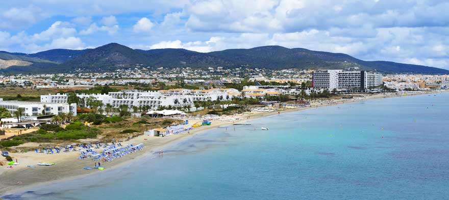 Playa-d'en-Bossa-auf-Ibiza