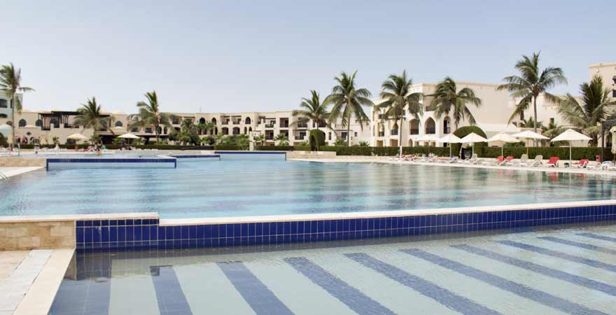 Pool im Salalah Rotana Resort im Oman