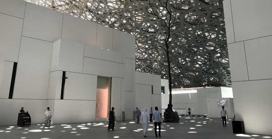 Louvre Abu Dhabi in den VAE