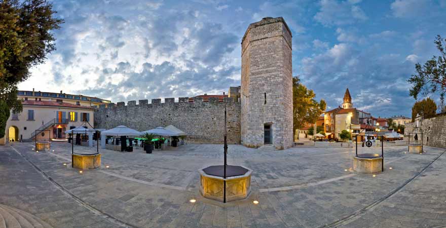 Fünf Brunnen Platz in Zadar in Kroatien