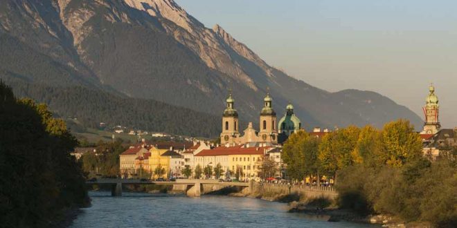 Zehn Sehenswürdigkeiten in Innsbruck, die ihr gesehen haben solltet