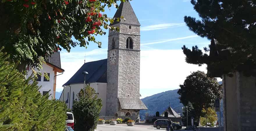 Kirche in Meransen in Südtirol