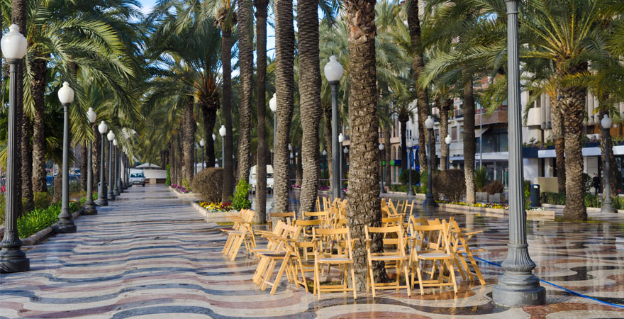 La Explanada de Espana in Alicante