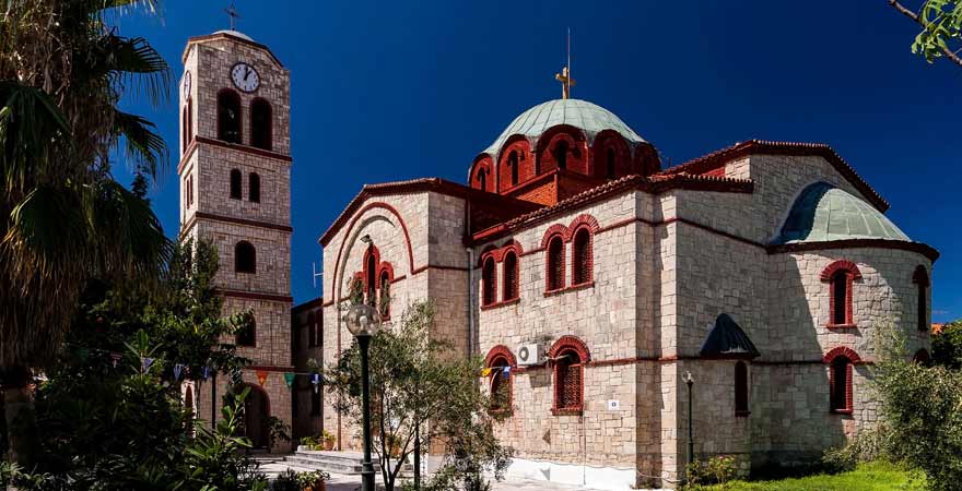 Kirche bei Pevkochori