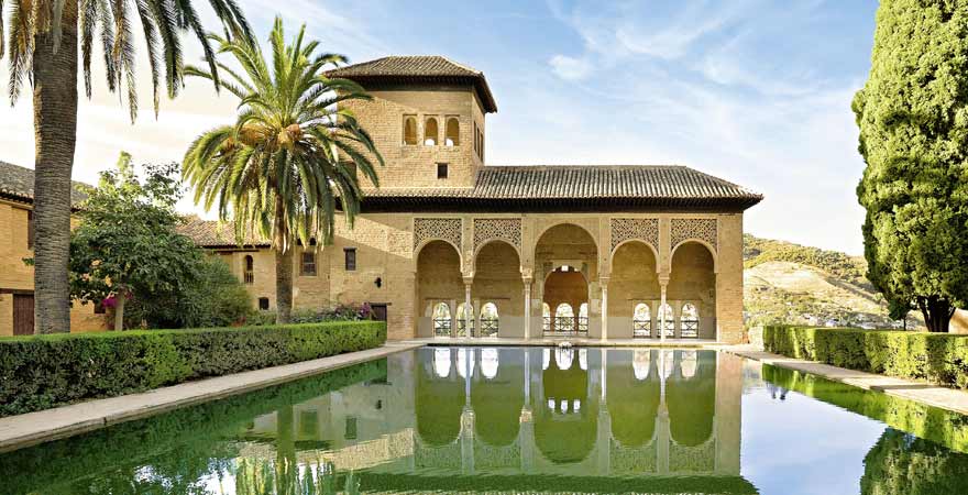 Wasserbecken in der Alhambra