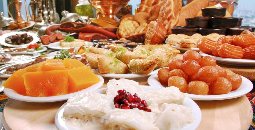 arabisches suessigkeitenbuffet