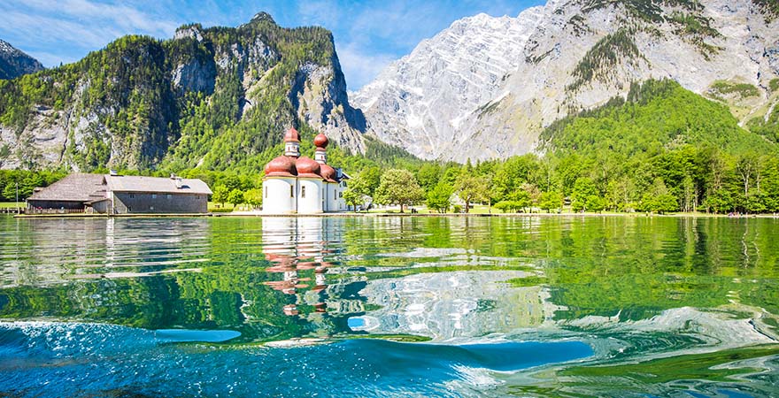 Königssee mit Kirche