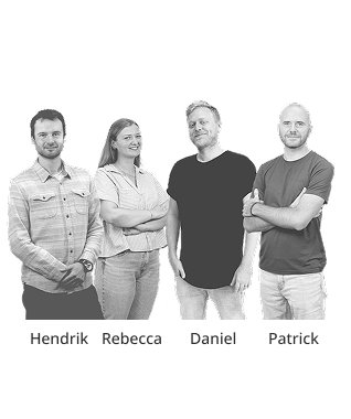 Das UGT-Team: Hendrik, Rebecca, Danielle und Patrick stehen zusammen und lächeln in die Kamera.