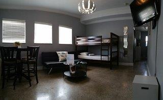 Hollywood Beach Suites