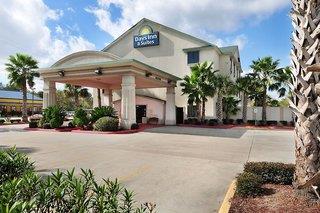 Days Inn and Suites Houston IAH Airport