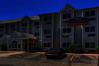 Howard Johnson Inn & Suites Elk Grove Village OHare