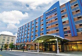 Sheraton Niagara Falls
