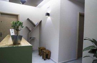 Elia Potie Studios