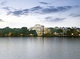 The Fontenay Hamburg