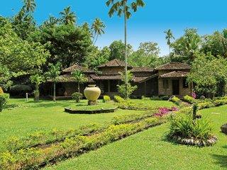 River View Villas