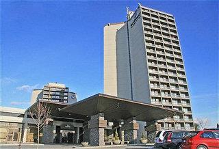 Sandman Signature Vancouver Airport Hotel & Resort