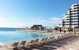 Crown Paradise Club