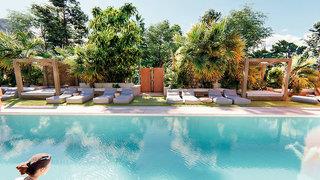 Pilot Amphora Boutique Hotel