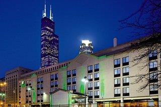Holiday Inn & Suites Chicago-Downtown