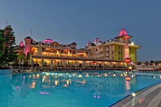 Side Star Resort