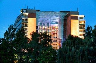 Hilton Frankfurt City Centre