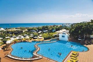 Delfino Beach Resort & Spa