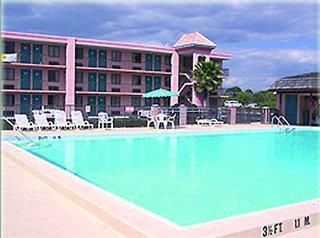 Quality Inn & Suites Kissimmee by The Lake