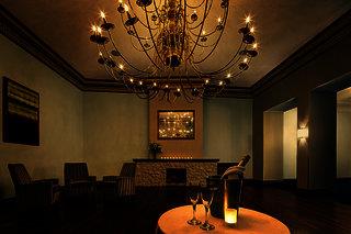 Wains Hotel Dunedin