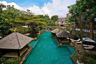 Woodlands Hotel & Resort