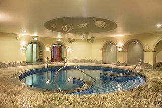 Strand Spa & Conference Hotel