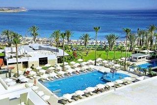 Nelia Beach