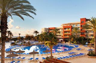 Elba Carlota Beach & Convention Resort