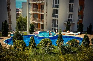 Grand Resort - Crown Fort Club