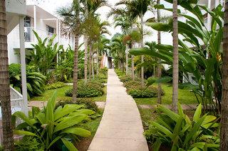 Negril Palms