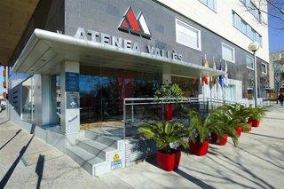 Atenea Valles Aparthotel