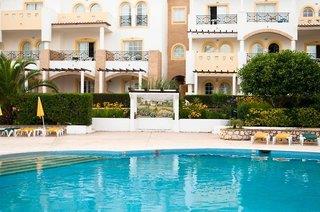 Luz Bay Club