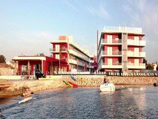 Agua Riverside Resort & Spa