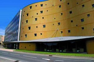 OnlySuites Paris CDG