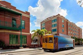 Hampton Inn & Suites Tampa / Ybor City / Downtown
